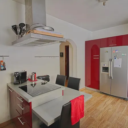 Le Kent Centre Apartment *