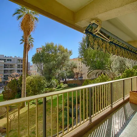 Le Kent Centre Apartment