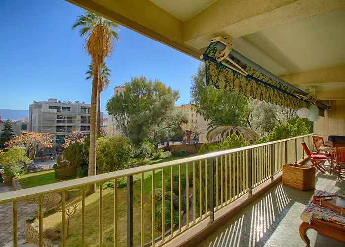 Le Kent Centre Apartment